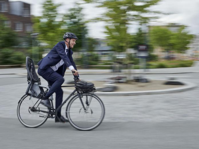 Jakob Næsager på cykel