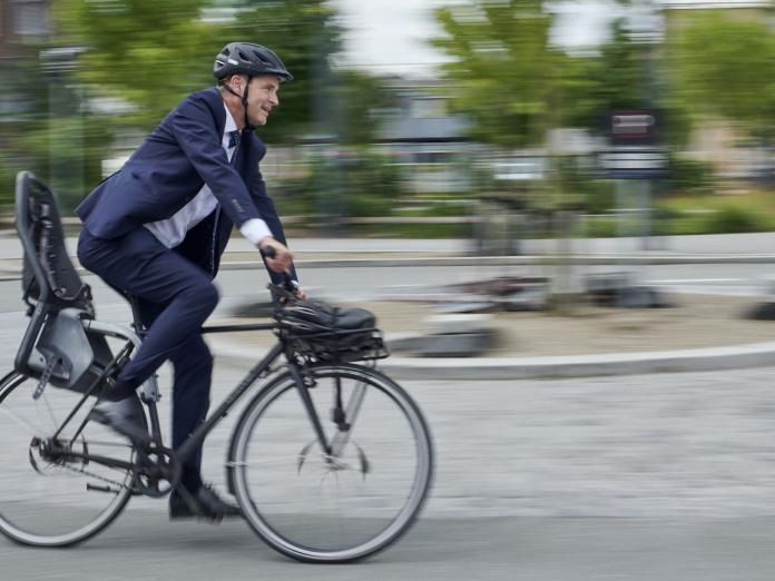 Jakob Næsager på cykel